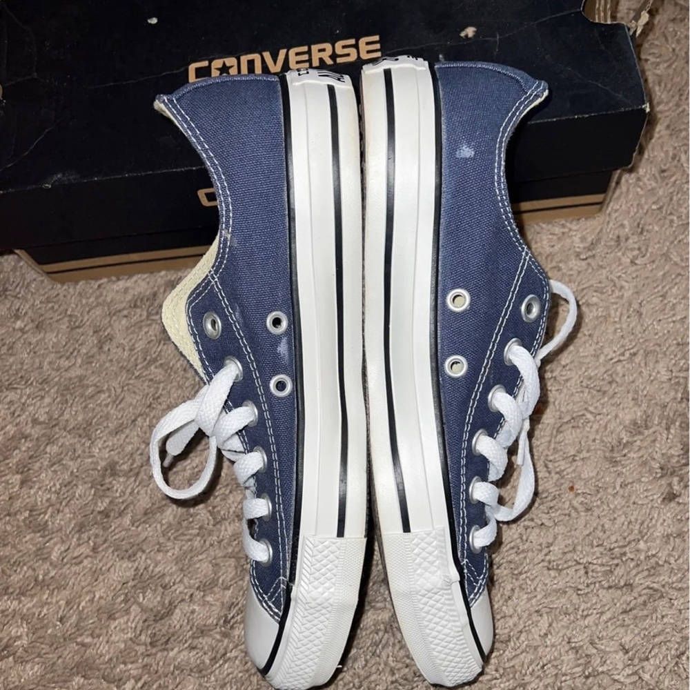 Converse - Picture 2 of 2